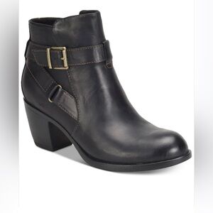 Boc Shea ankle boots 7